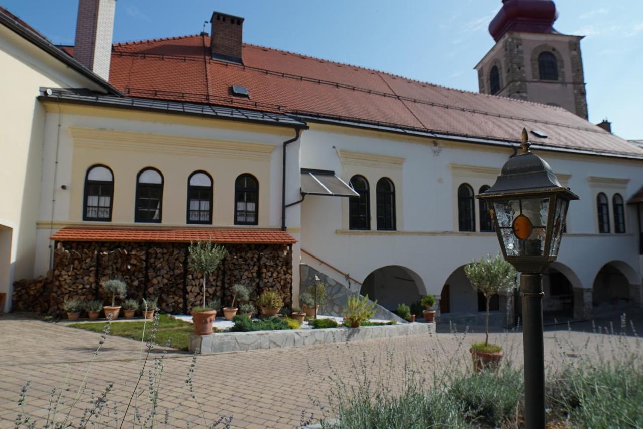 Sobe Prostija Appartement Ptuj Buitenkant foto